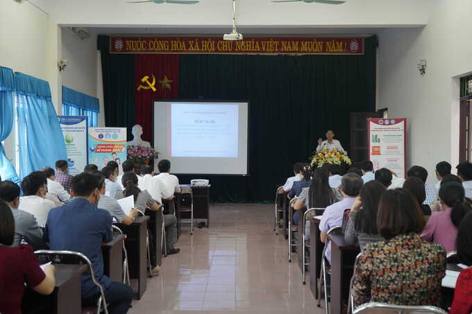 Ông Nguyễn Văn Thắng - Chi cục trưởng Cục Dân số - Kế hoạch hóa gia đình tỉnh Thanh Hóa phát biểu khai mạc Hội nghị